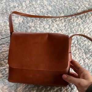 Able leather purse